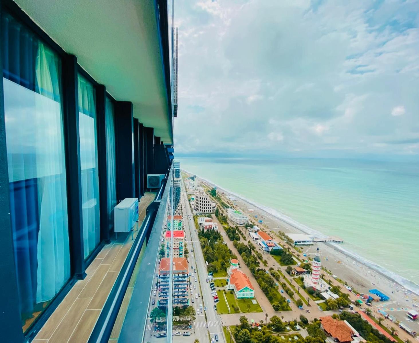 Luxury Batumi Hotel エクステリア 写真