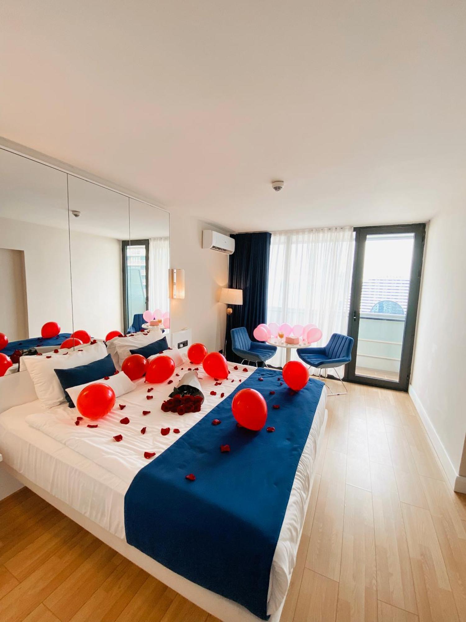 Luxury Batumi Hotel エクステリア 写真
