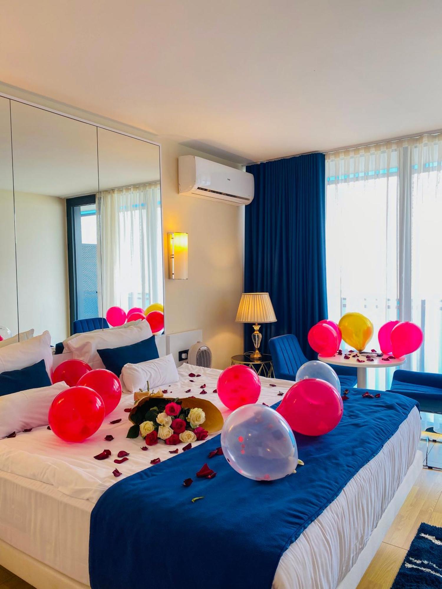 Luxury Batumi Hotel エクステリア 写真