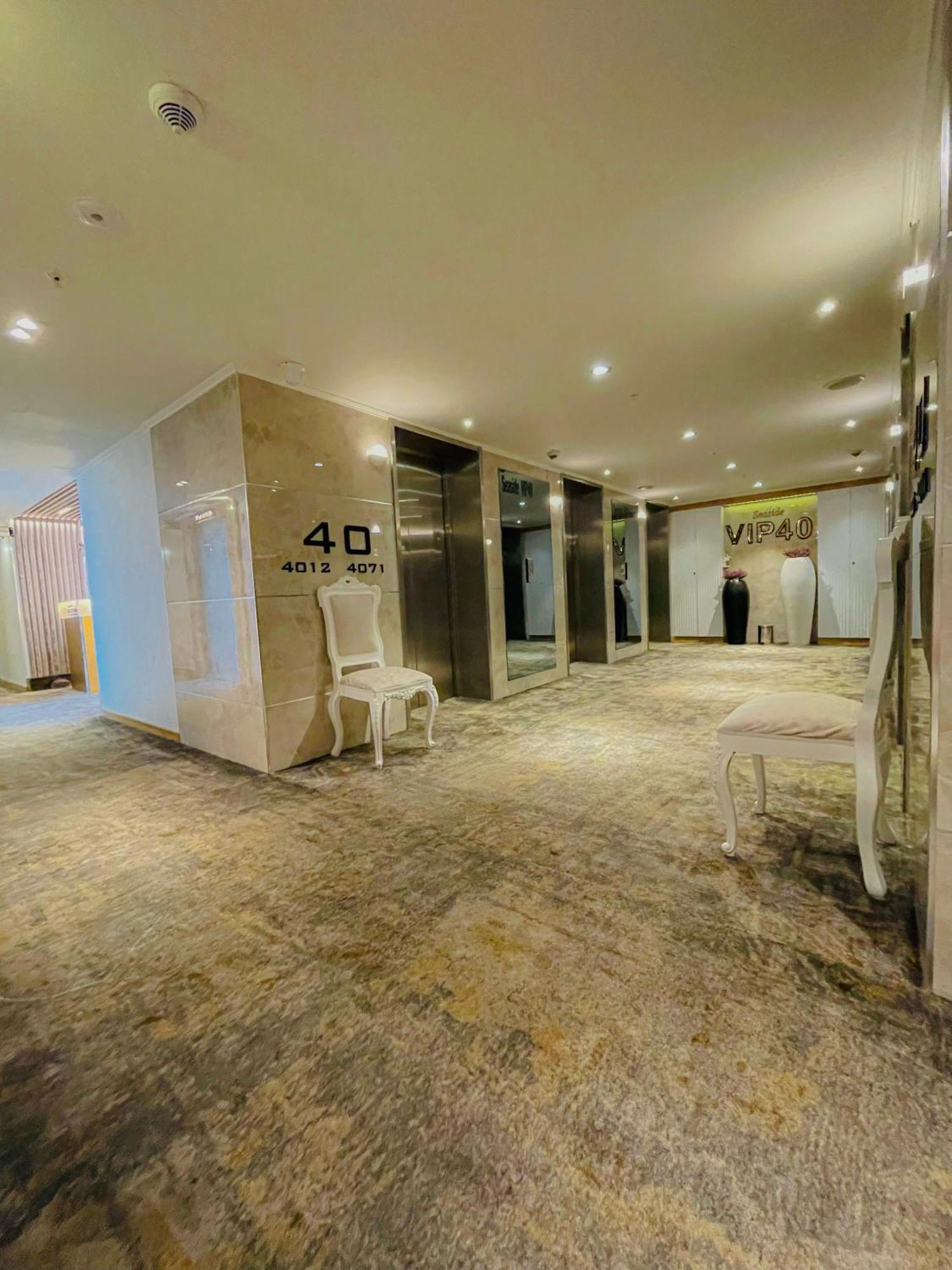 Luxury Batumi Hotel エクステリア 写真