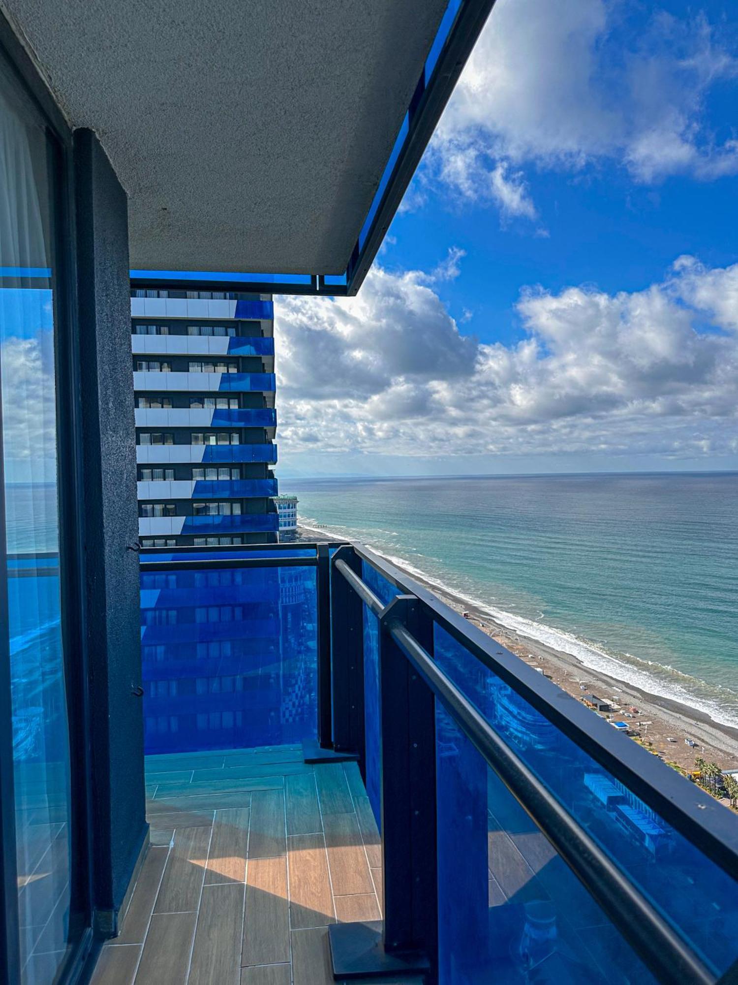 Luxury Batumi Hotel エクステリア 写真