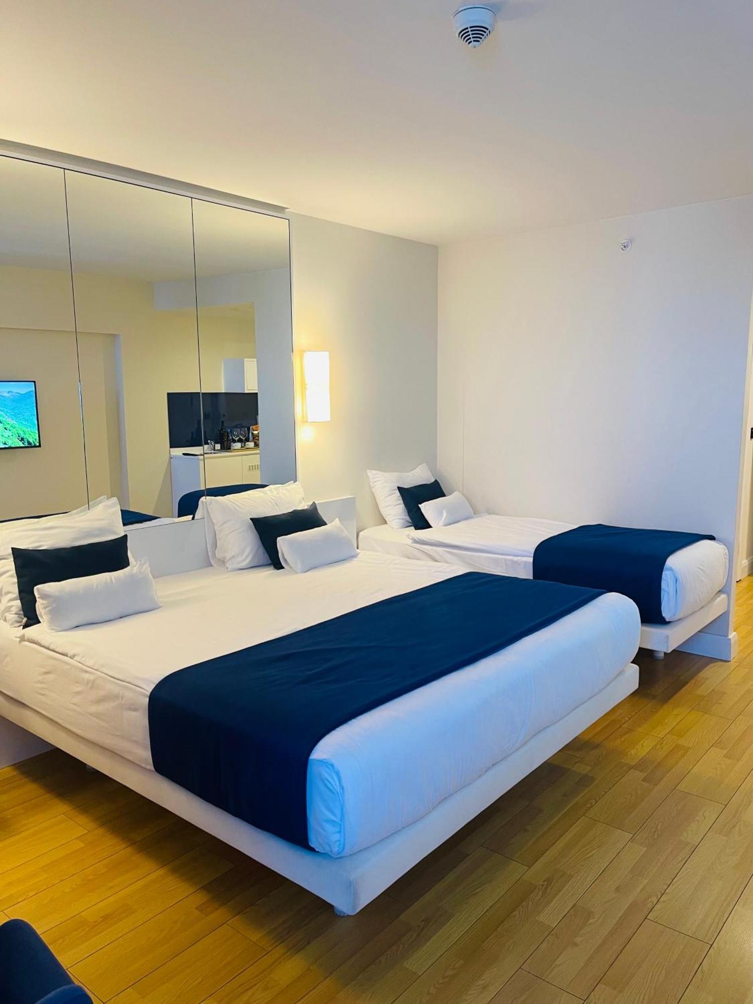 Luxury Batumi Hotel エクステリア 写真
