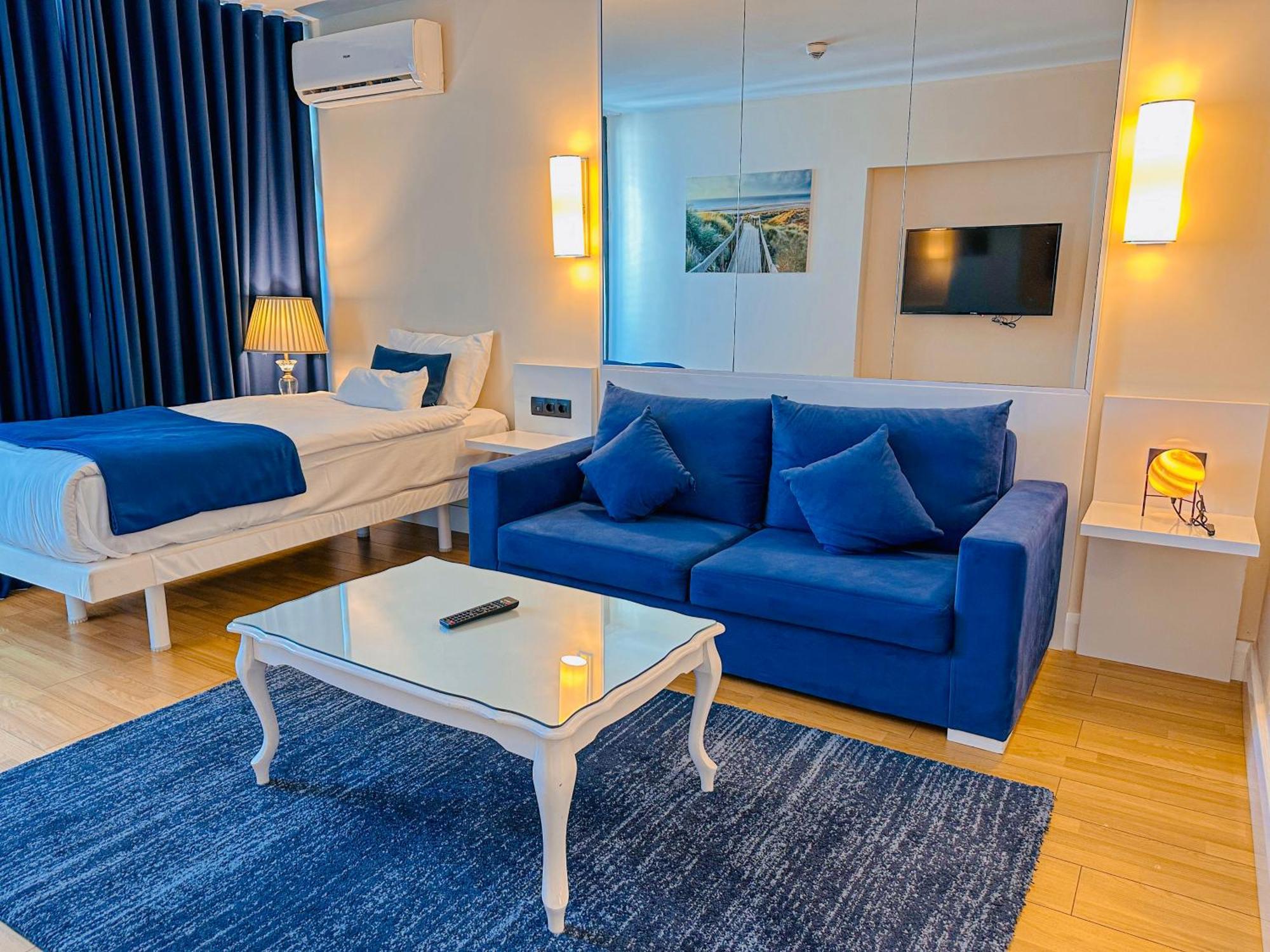 Luxury Batumi Hotel エクステリア 写真